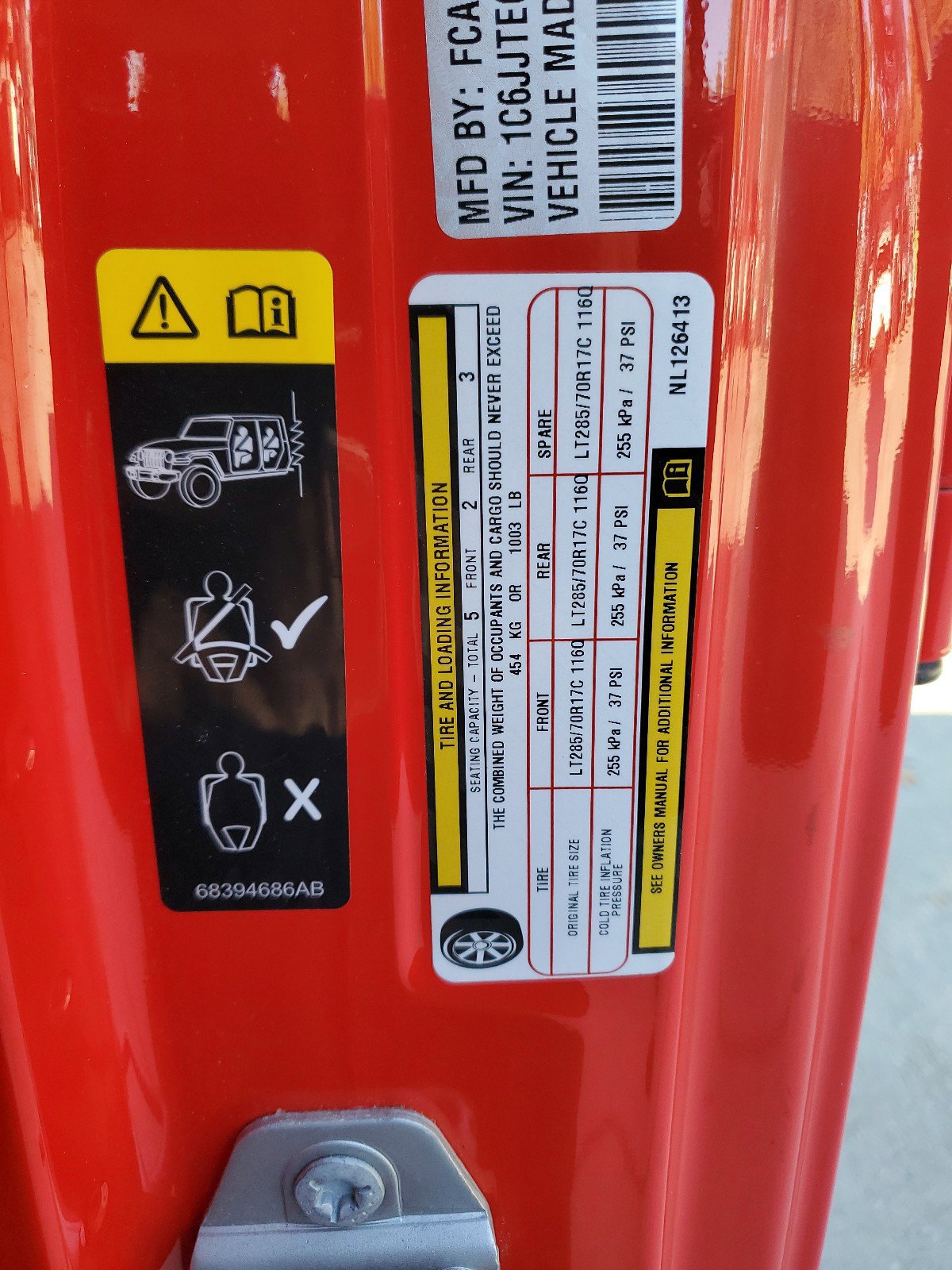 Certified 2022 Jeep Gladiator Mojave w/ LED Lighting Group image 33