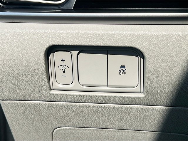 Used 2024 Kia Sorento S w/ Panoramic Sunroof Package image 10