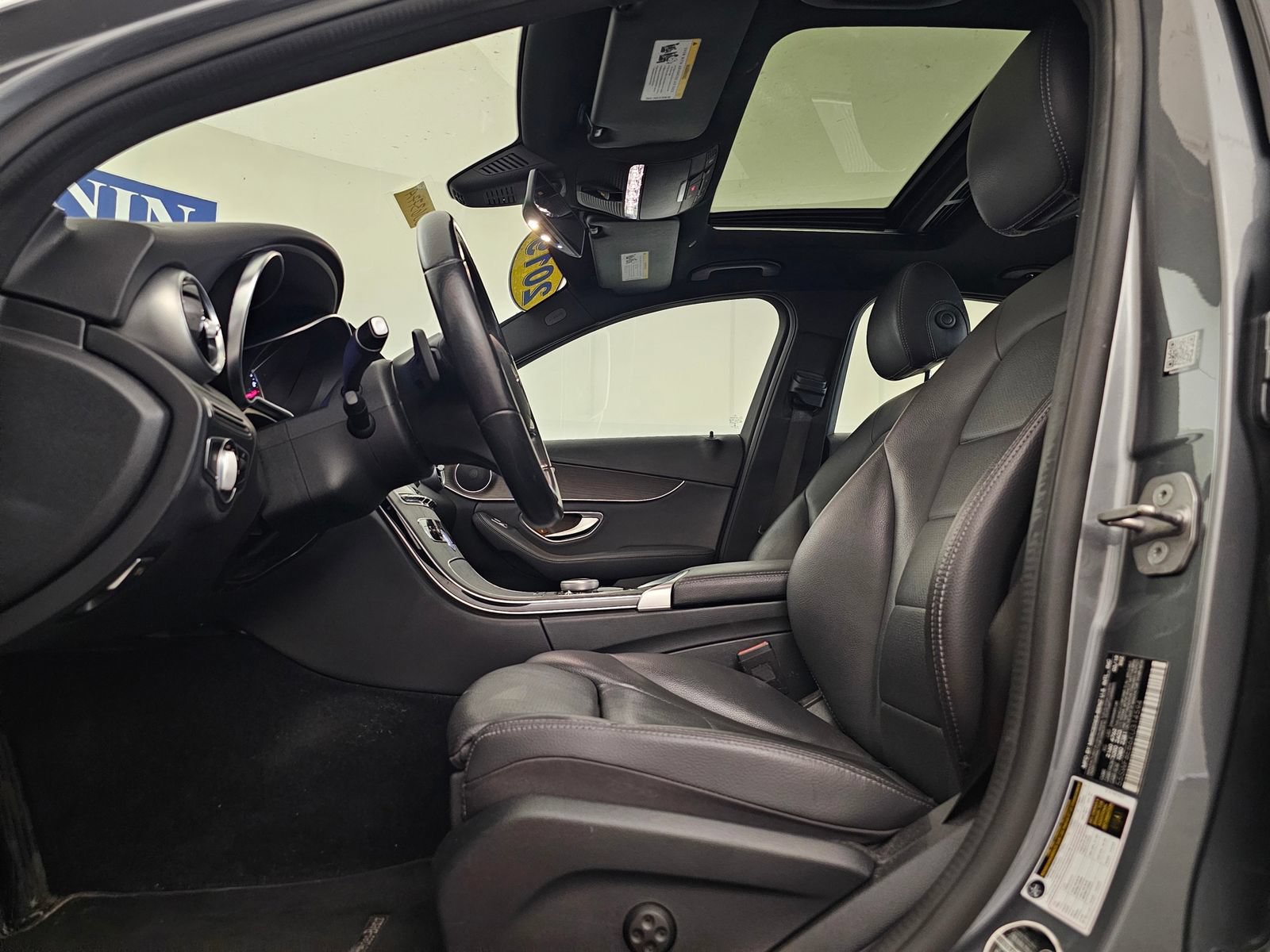 Used 2019 Mercedes-Benz C 300 4MATIC Sedan image 6