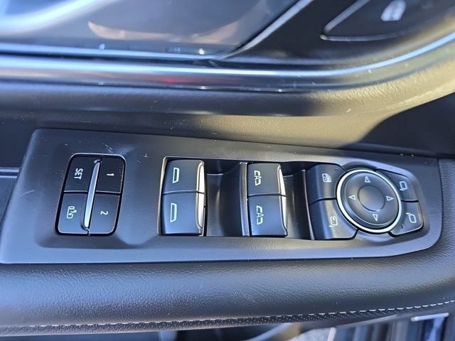 Used 2024 Chevrolet Tahoe Premier w/ Premium Package AWD/4WD image 27