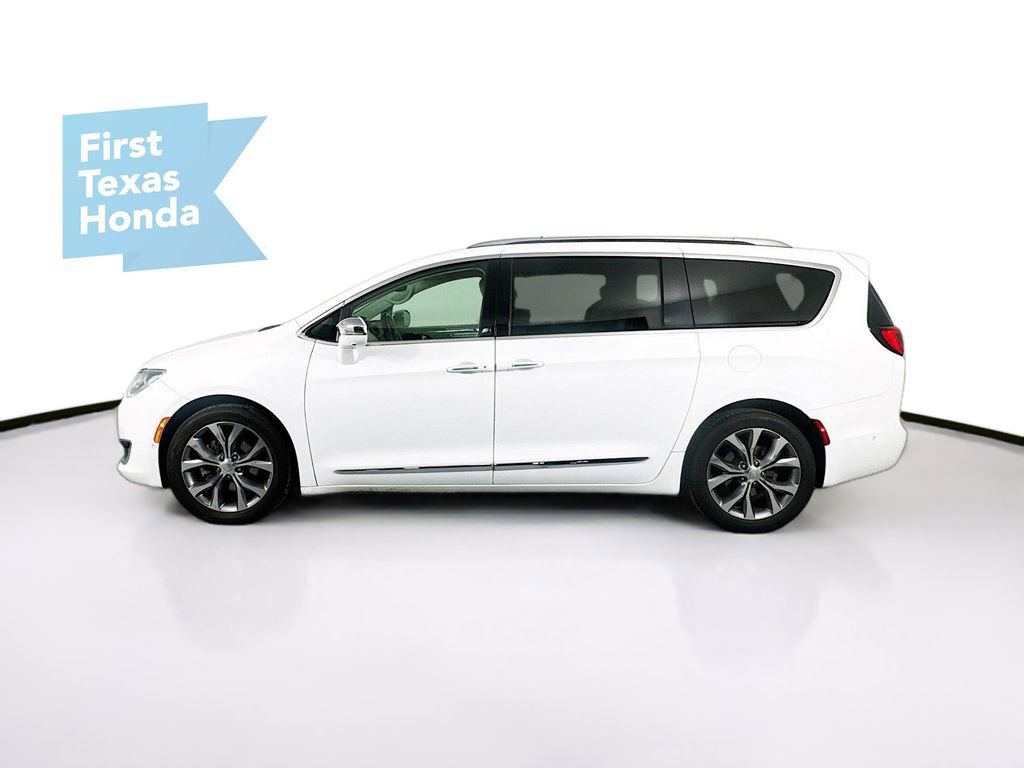 Used 2019 Chrysler Pacifica Limited w/ Tire & Wheel Group image 4