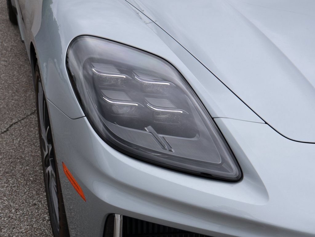 Certified 2025 Porsche Panamera 4 AWD/4WD image 13