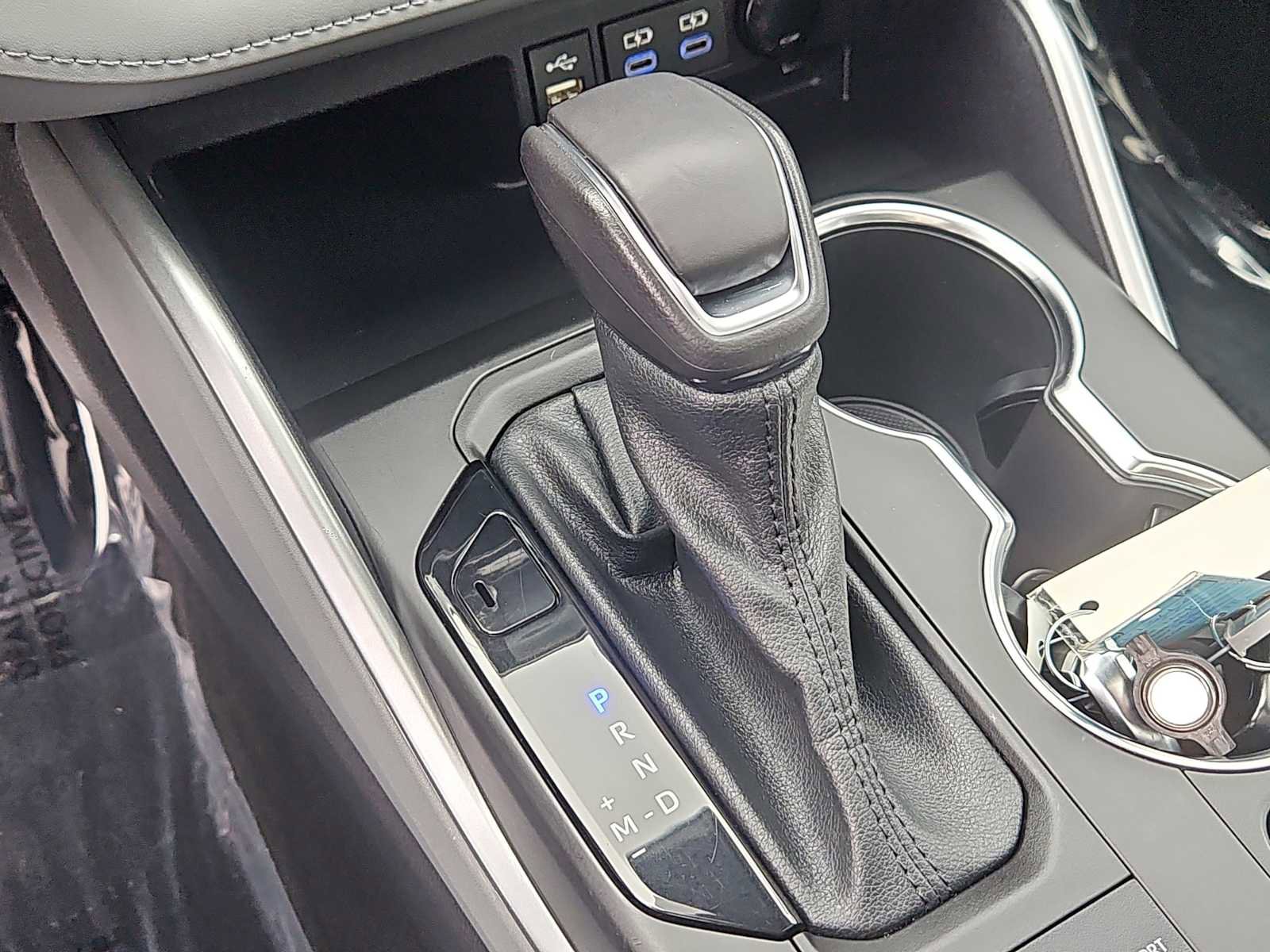 Used 2022 Toyota Highlander XLE AWD/4WD image 27