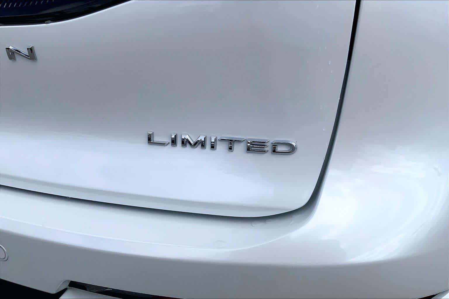 Used 2026 Toyota Crown Limited w/ Advanced Technology Package image 31