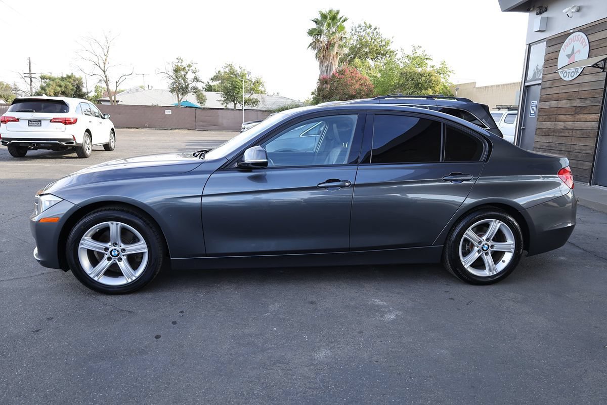 Used 2015 BMW 328i Sedan RWD image 7