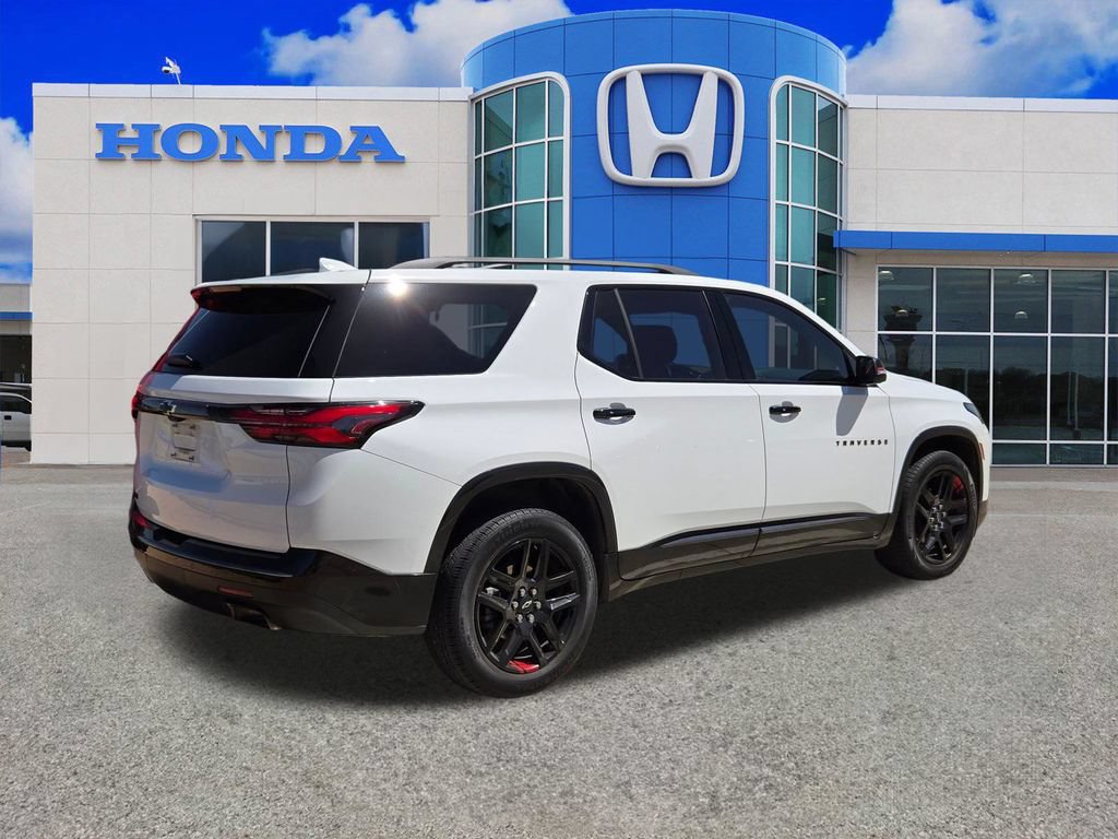 Used 2023 Chevrolet Traverse Premier w/ Redline Edition FWD image 3
