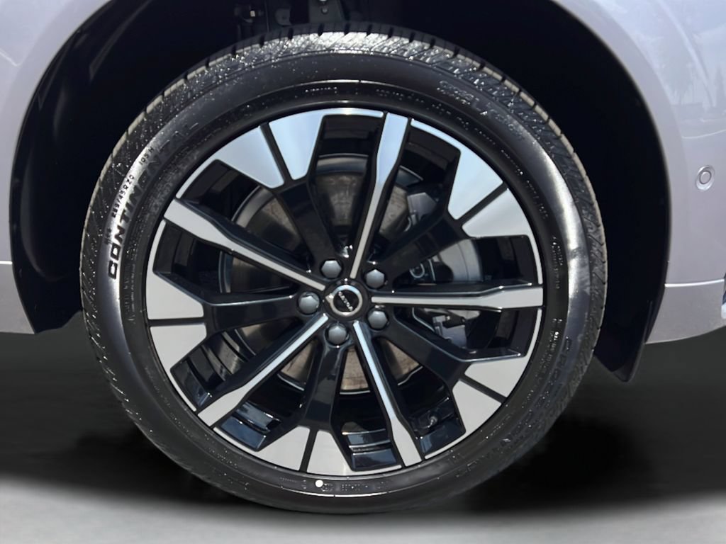 New 2026 Volvo XC60 T8 Plus AWD/4WD image 10