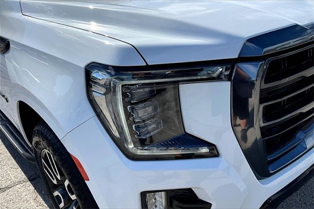 Used 2024 GMC Yukon XL AT4 w/ Technology Package image 33