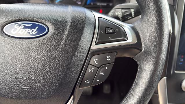 Used 2024 Ford Edge Titanium image 23