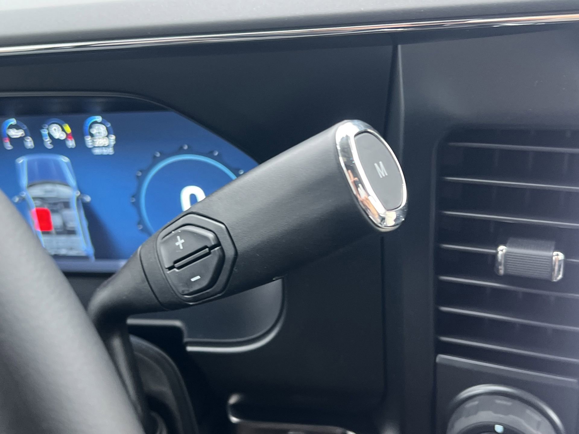 New 2025 Ford F350 Lariat w/ Lariat Ultimate Package image 15