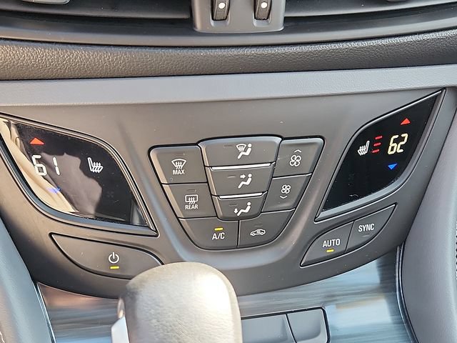 Certified 2019 Buick Envision Essence AWD/4WD image 16