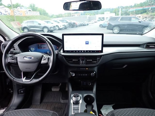 Used 2023 Ford Escape Active w/ Tech Pack #2 AWD/4WD image 13