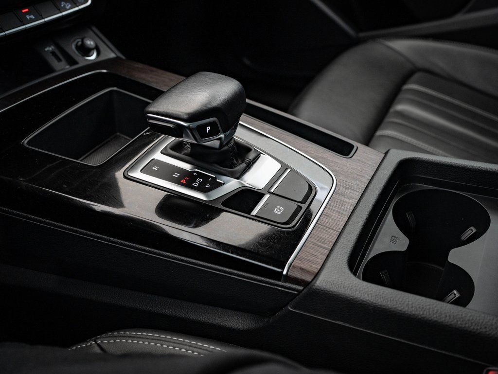 Used 2023 Audi Q5 2.0T Premium w/ Convenience Package image 37