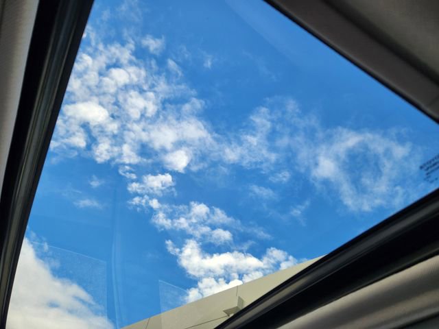 Used 2015 Toyota Camry XLE image 25