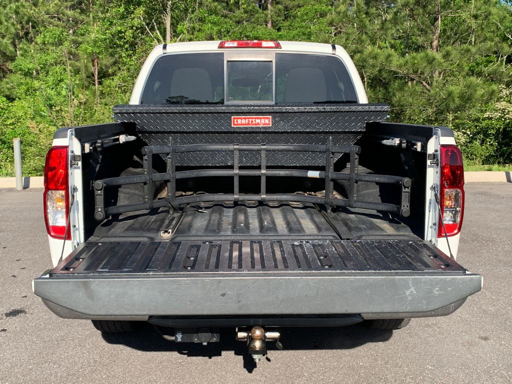 Used 2016 Nissan Frontier SV w/ SV Value Truck Package image 8