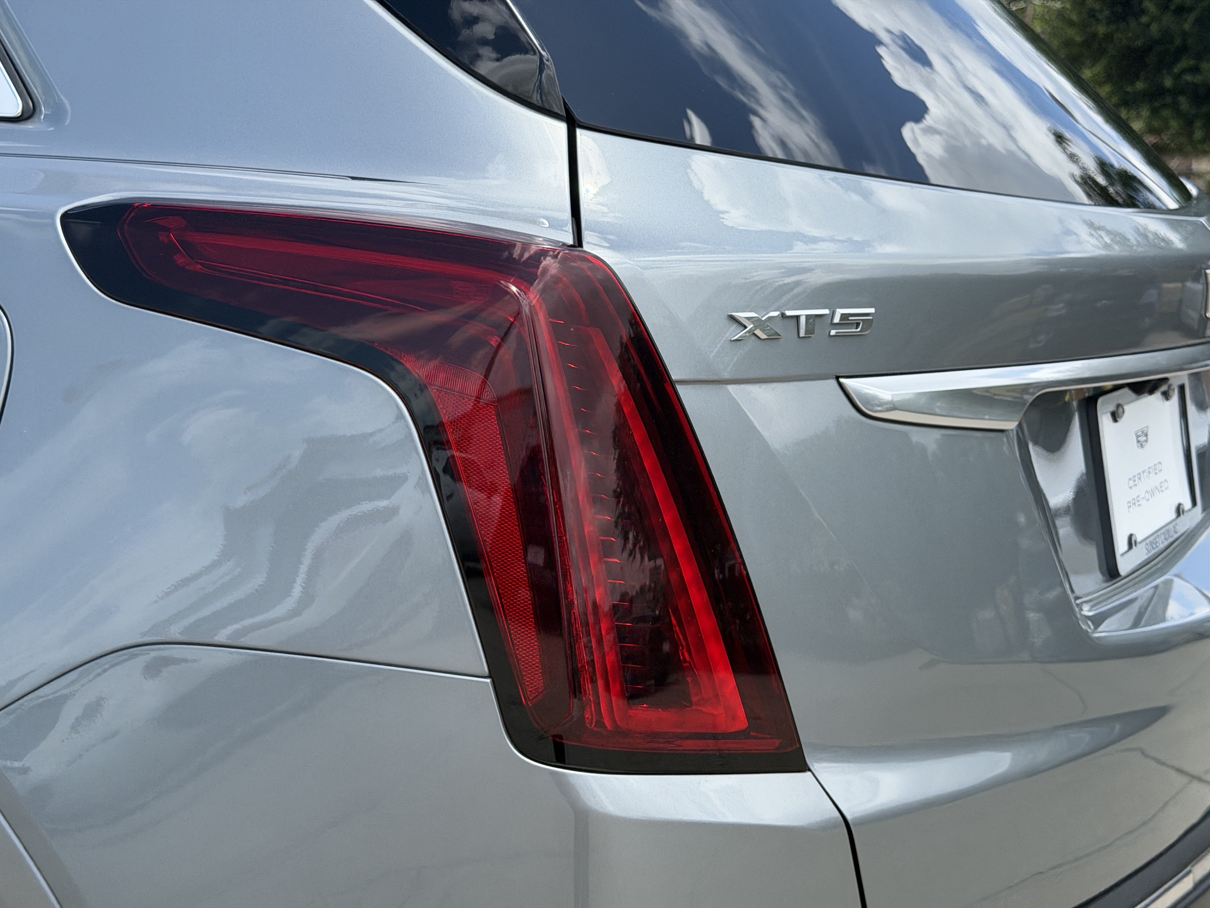 Used 2024 Cadillac XT5 Luxury FWD image 9