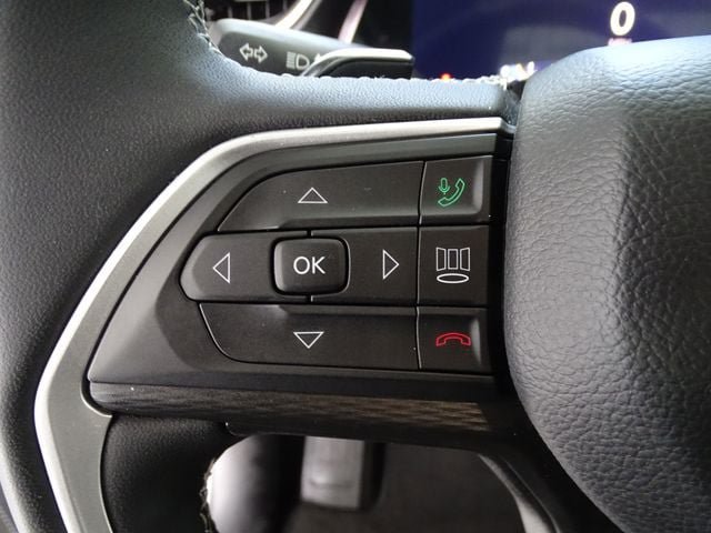 Certified 2023 Jeep Grand Cherokee Altitude AWD/4WD image 7