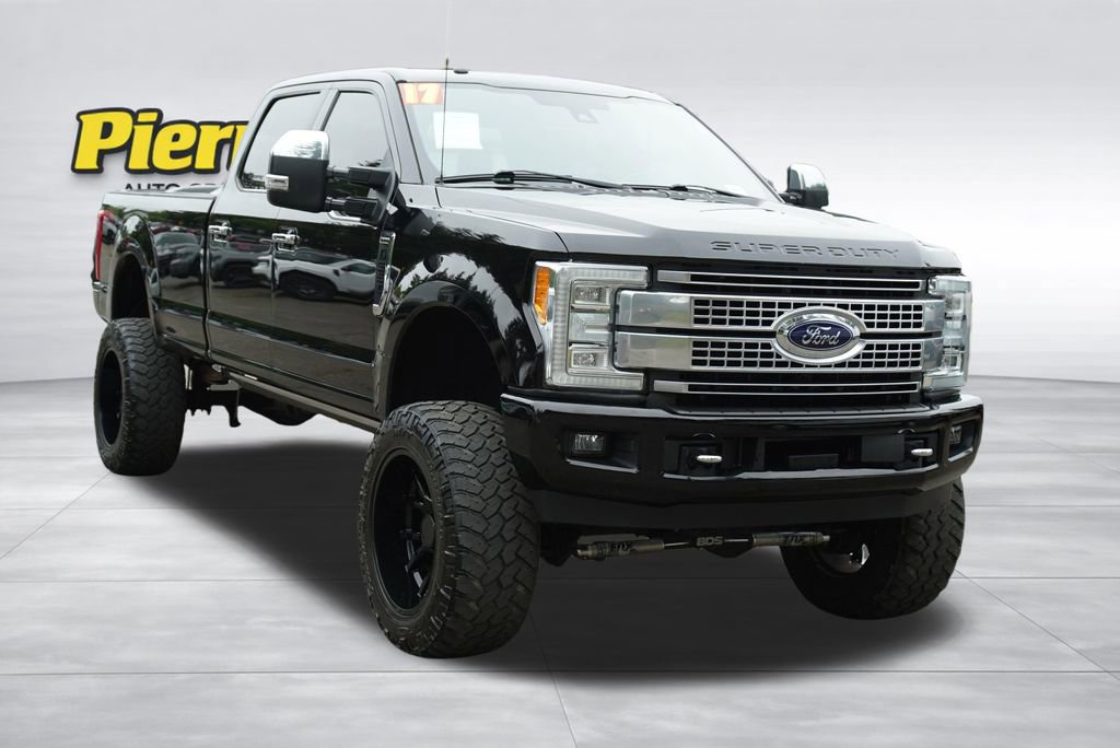 Used 2017 Ford F350 Platinum w/ FX4 Off-Road Package AWD/4WD image 2