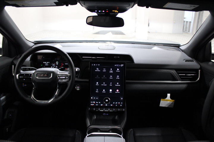 New 2027 GMC Terrain Elevation w/ Elevation Premium Package AWD/4WD image 3