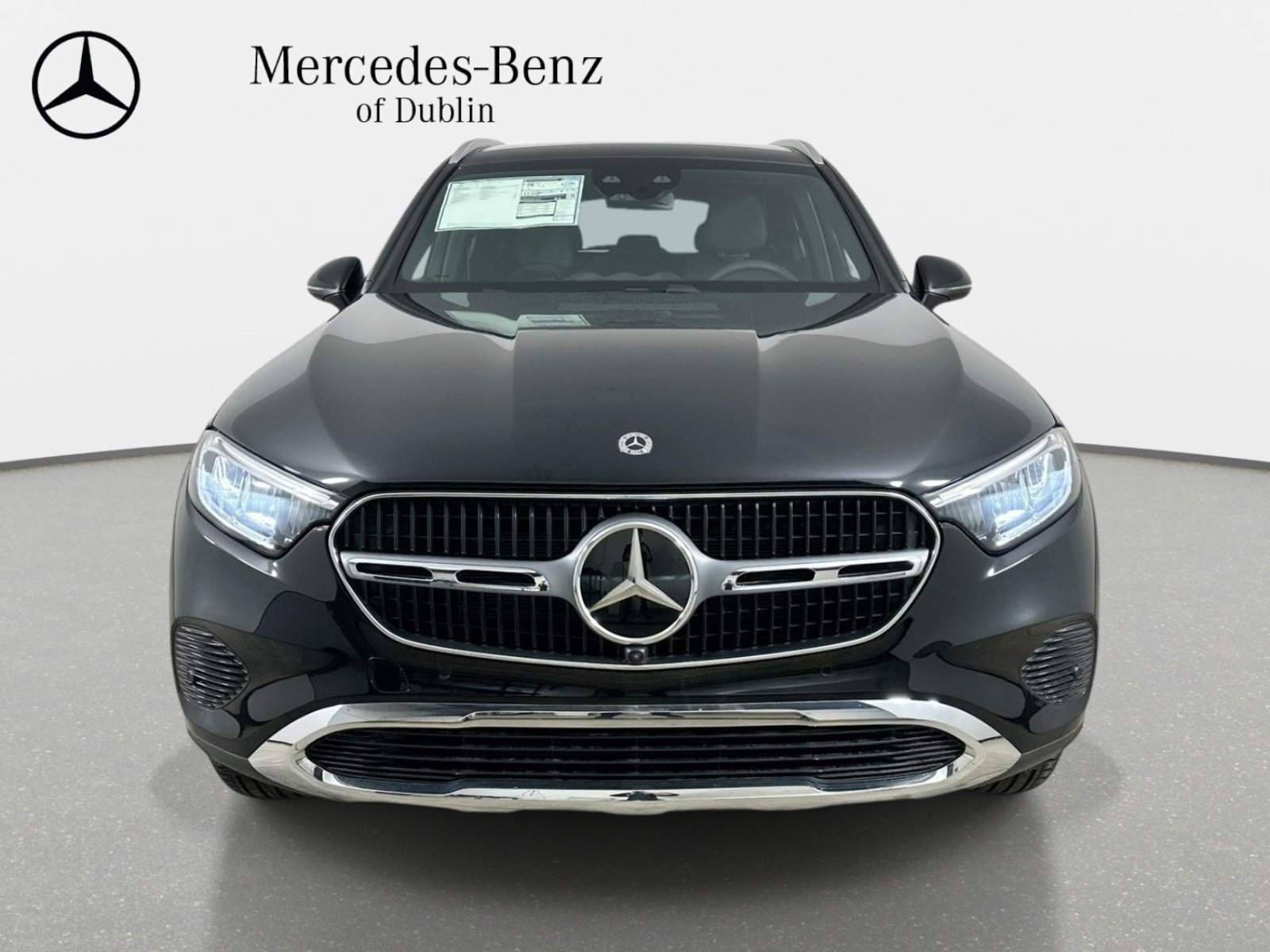 Used 2026 Mercedes-Benz GLC 300 4MATIC image 2