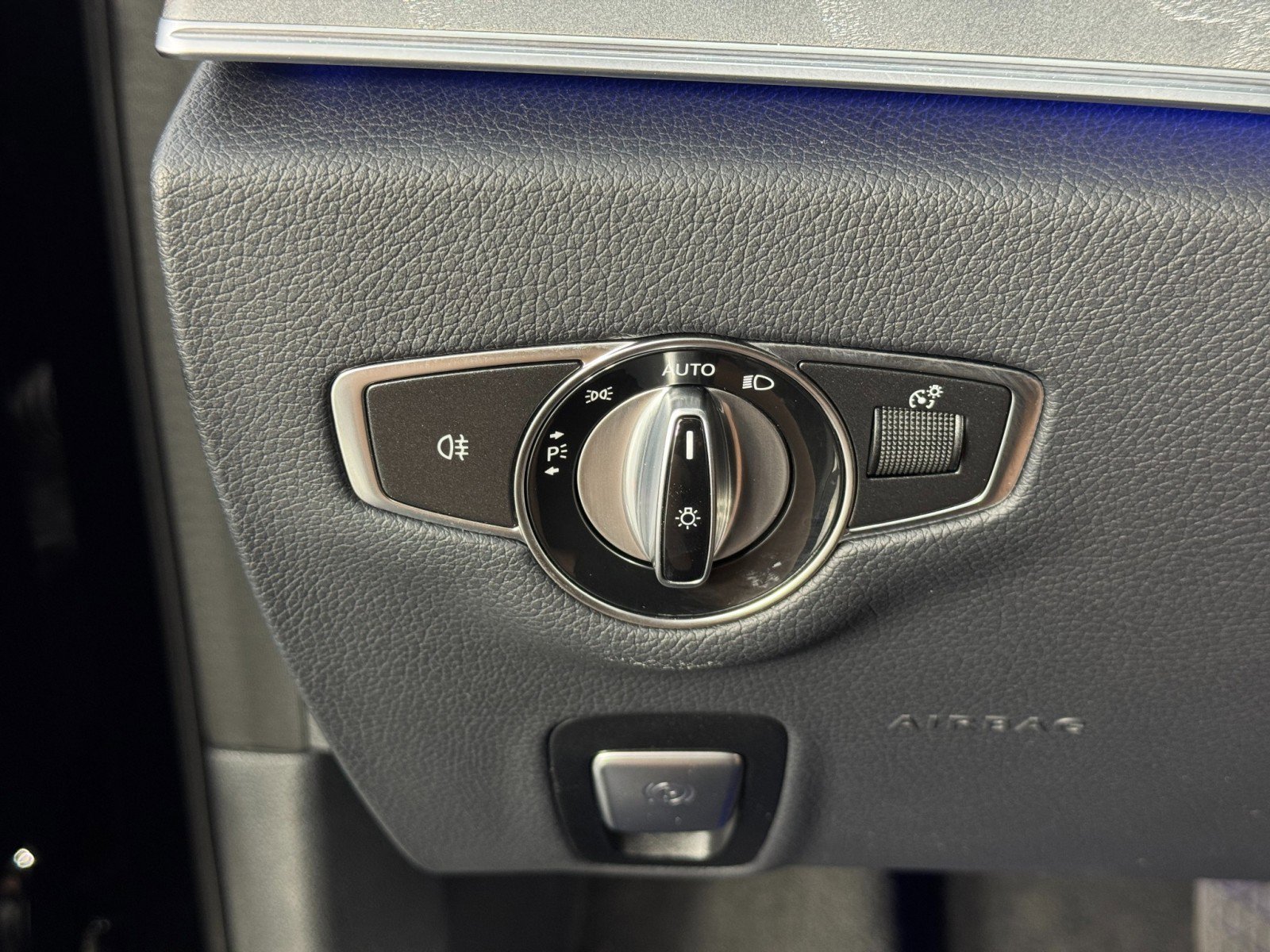 Used 2021 Mercedes-Benz E 350 Sedan w/ Premium Package image 18