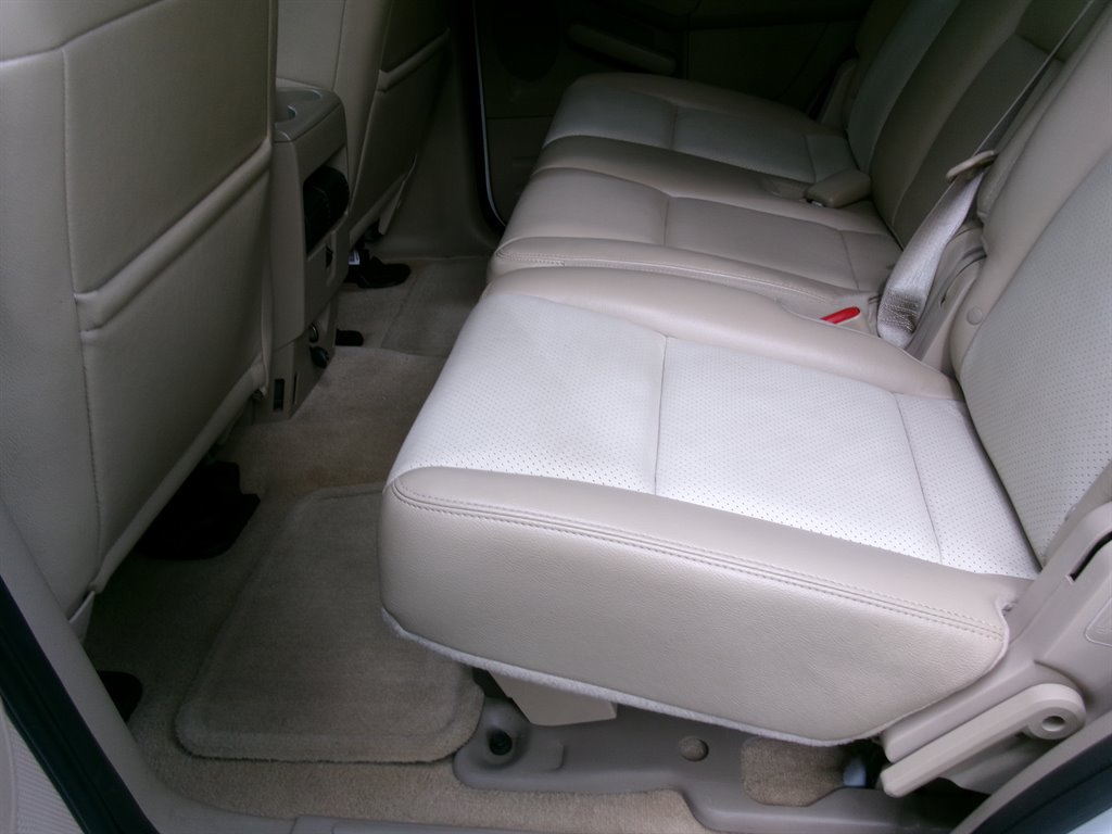 Used 2010 Mercury Mountaineer AWD image 36