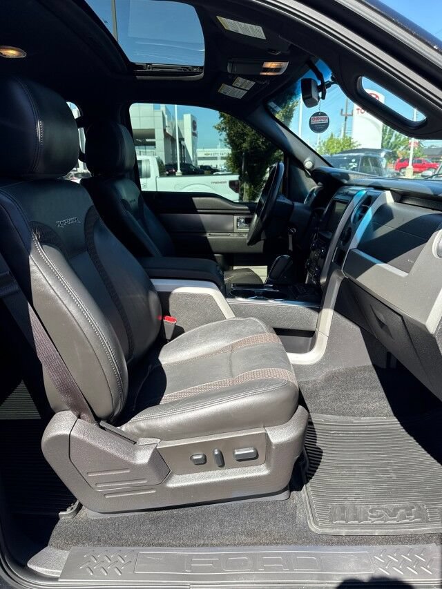 Used 2014 Ford F150 Raptor w/ Equipment Group 801A Luxury AWD/4WD image 17