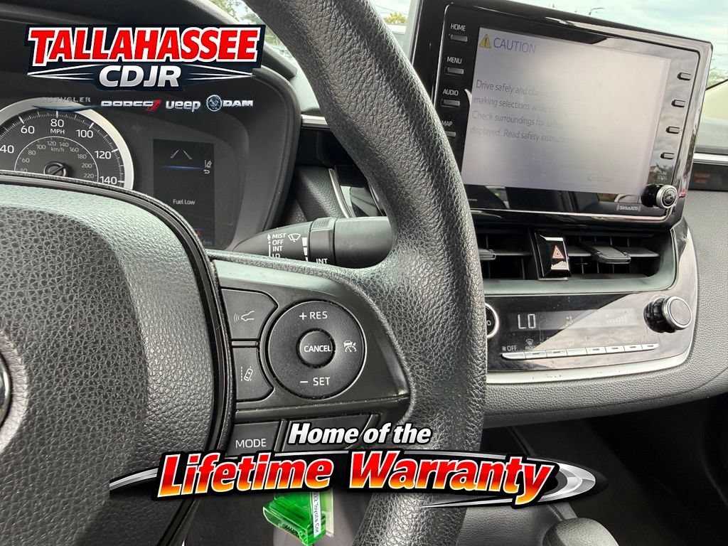 Used 2022 Toyota Corolla LE FWD image 16