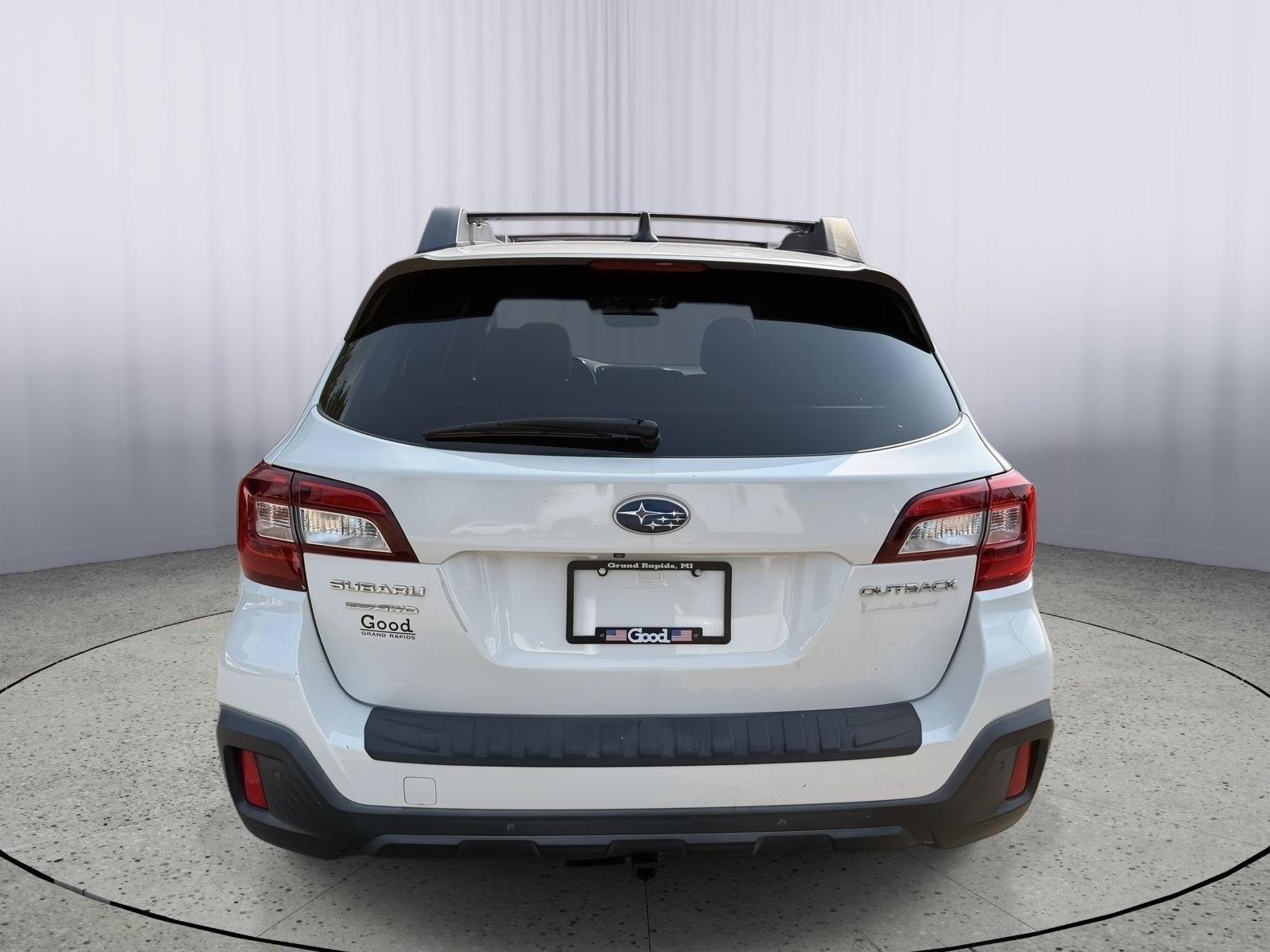 Used 2019 Subaru Outback 2.5i Limited w/ Popular Package #2 AWD/4WD image 5