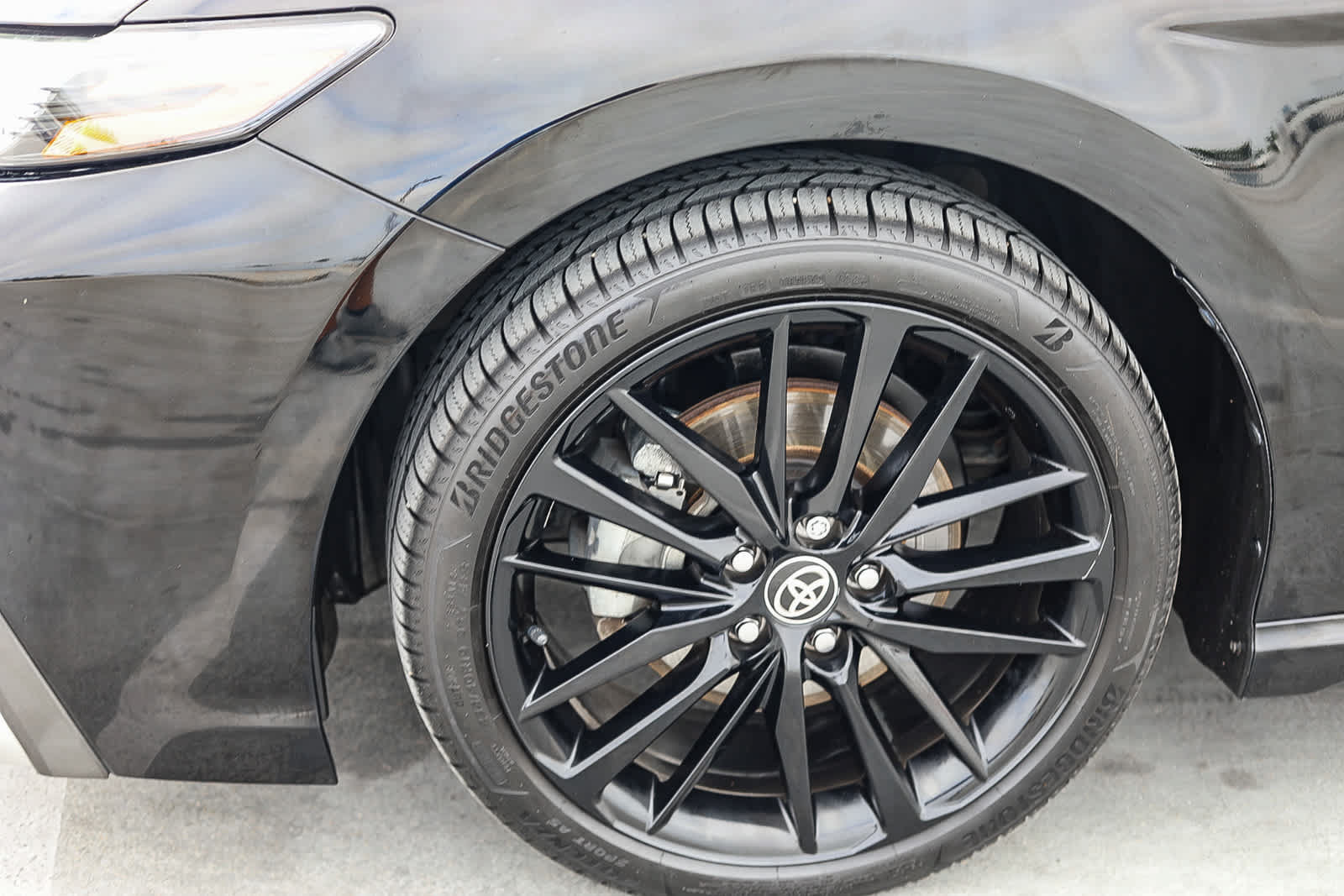 Used 2021 Toyota Camry XSE w/ Carpet Mat Package (TMS) FWD image 10