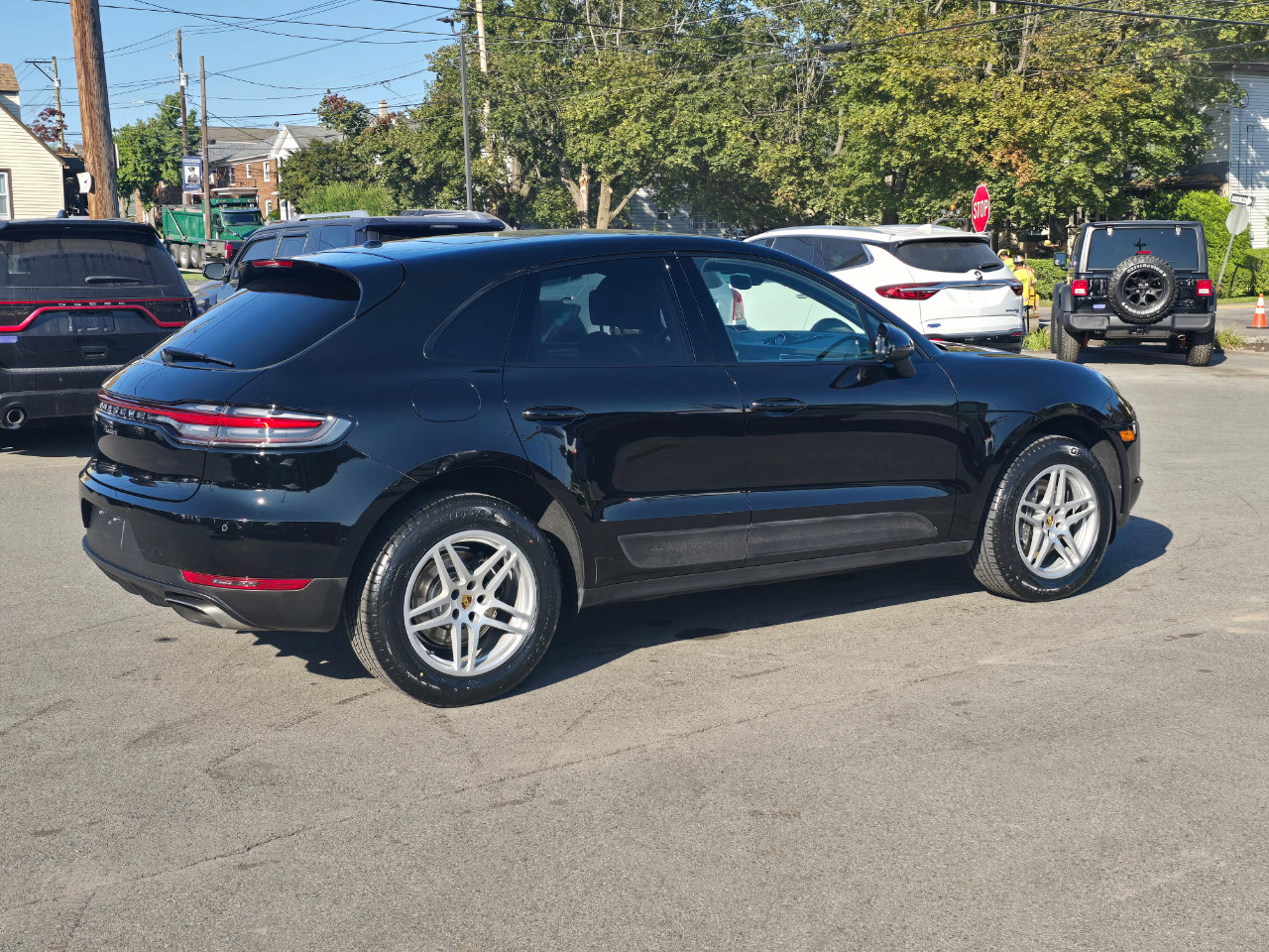 Used 2021 Porsche Macan image 4