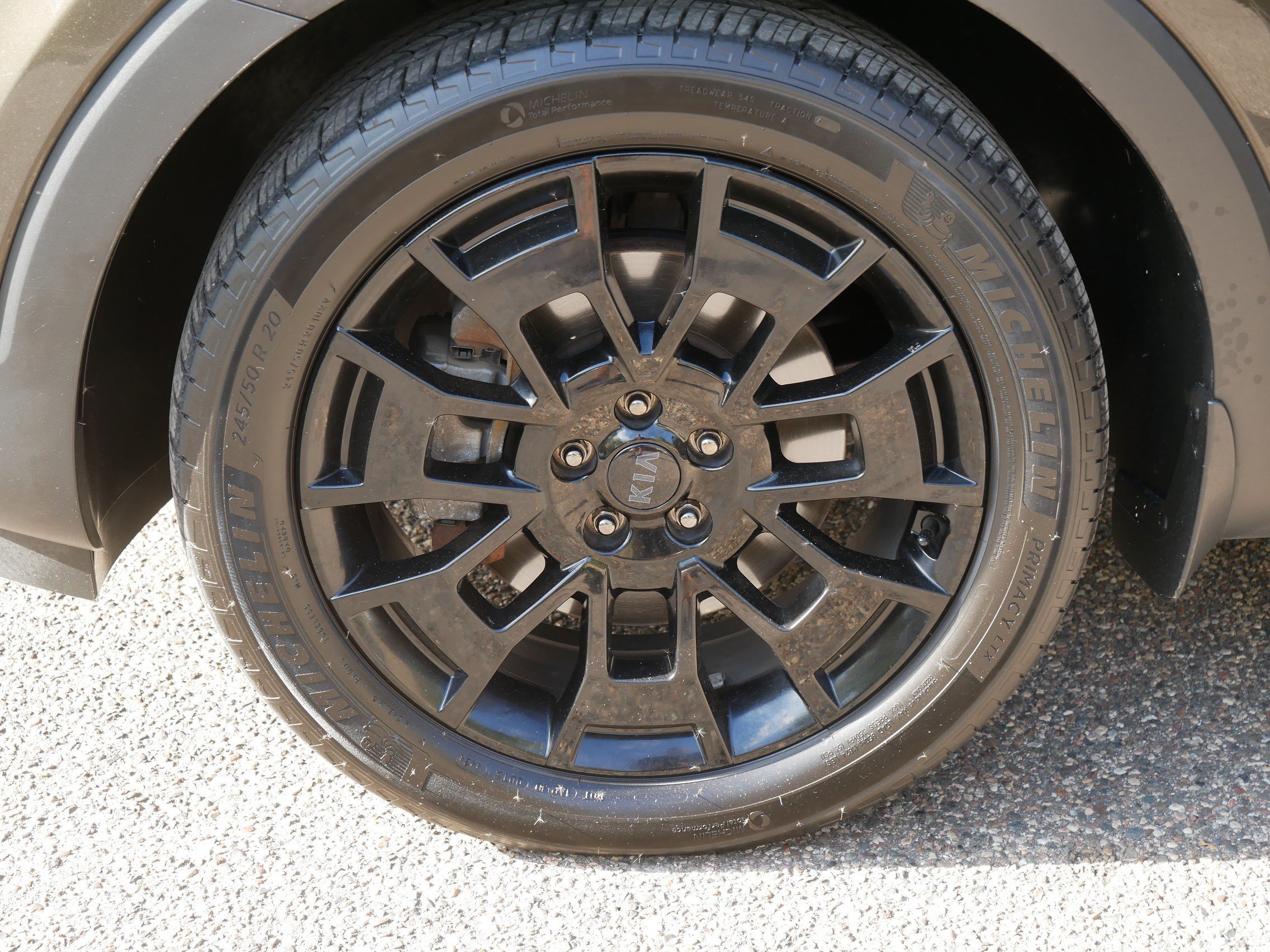 Certified 2021 Kia Telluride SX w/ SX Prestige Package AWD/4WD image 15