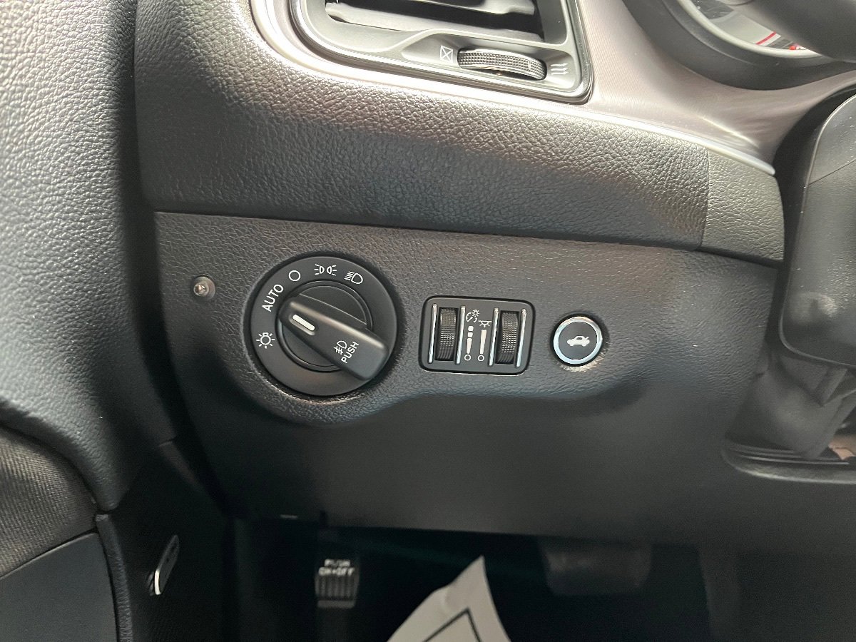 Used 2019 Dodge Challenger R/T Scat Pack w/ T/A Package RWD image 22