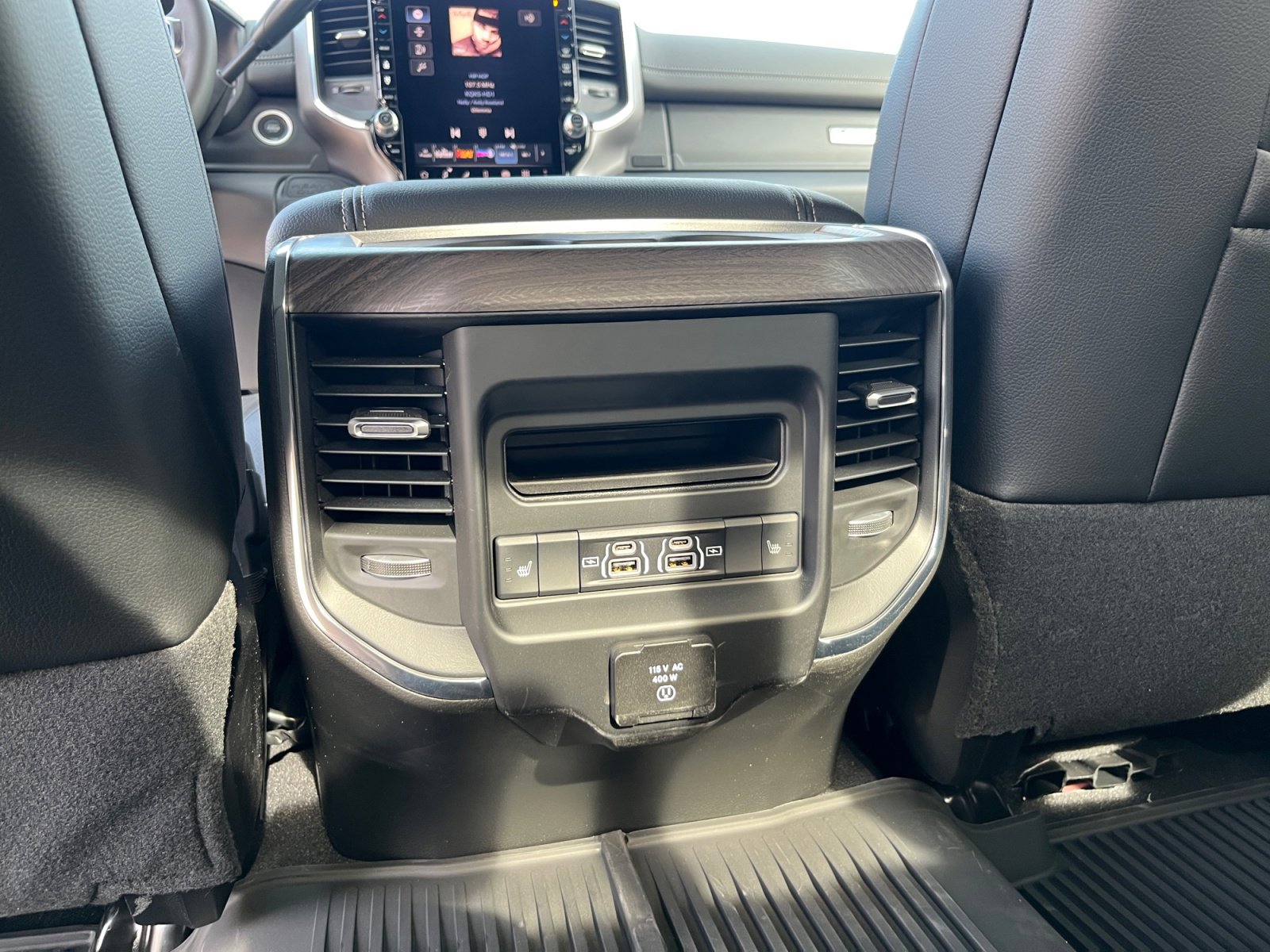 New 2026 RAM 3500 Laramie image 32