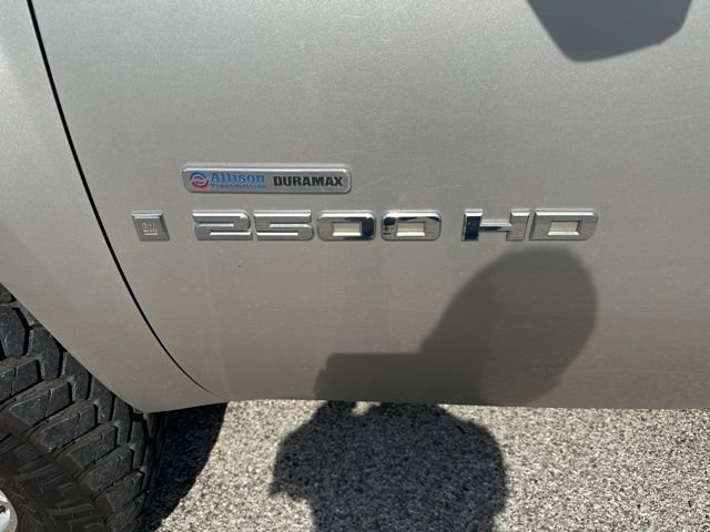 Used 2007 GMC Sierra 2500 SLT w/ Convenience Package image 9