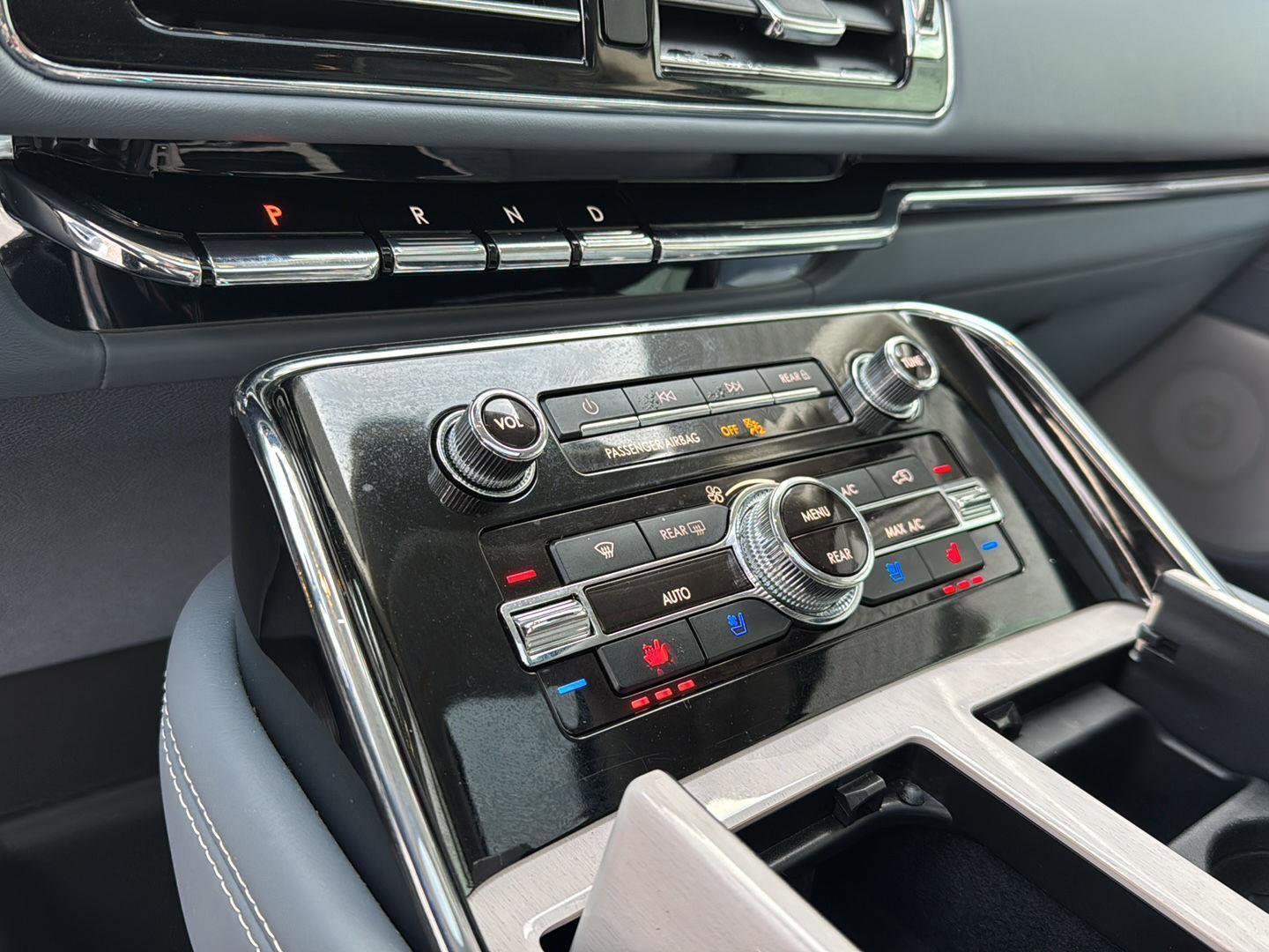 Used 2023 Lincoln Navigator L Black Label image 21