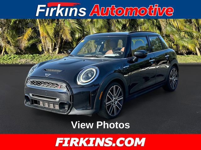 Used 2022 MINI Cooper S image 1