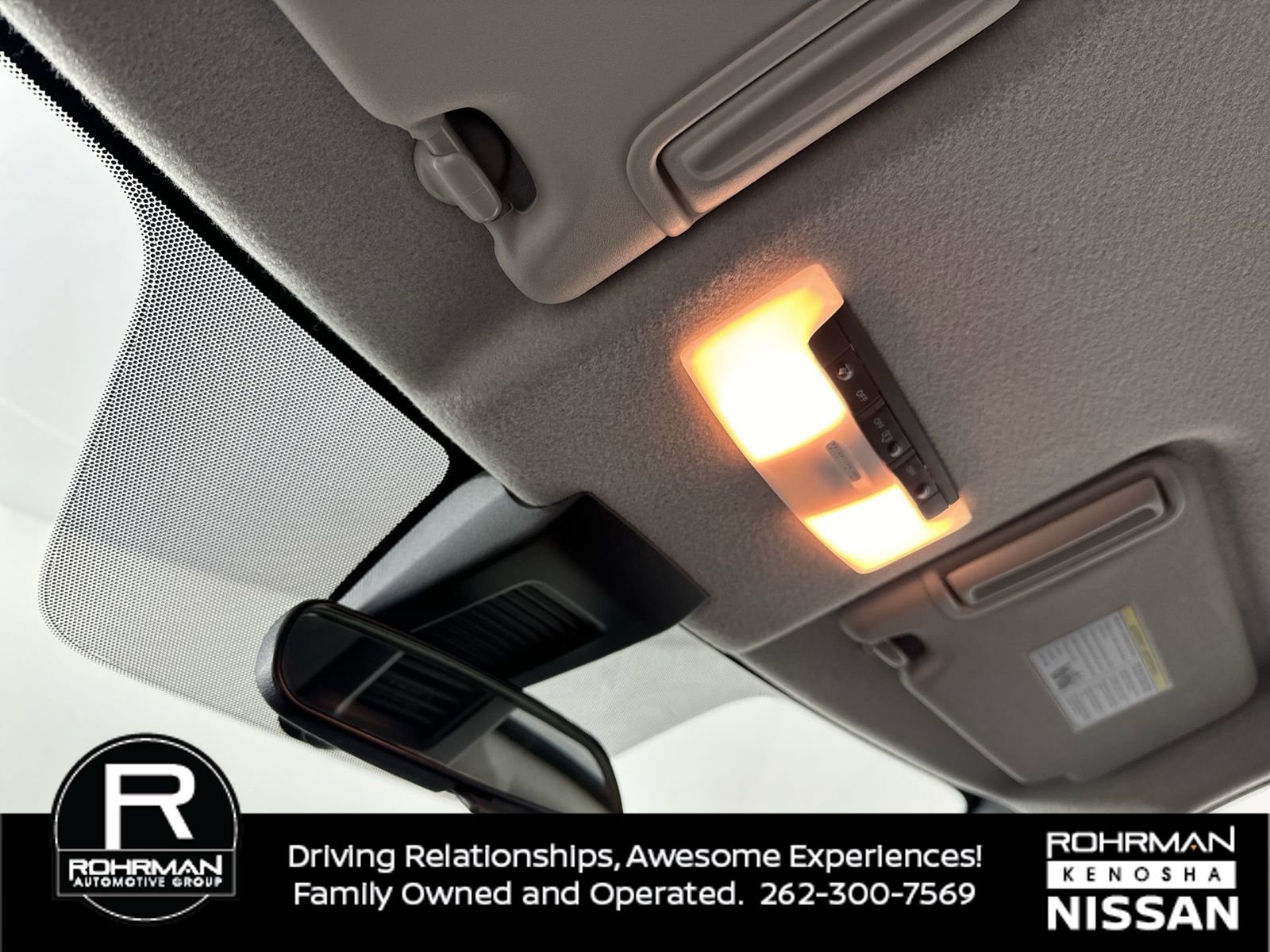 Used 2020 Nissan Kicks S image 11