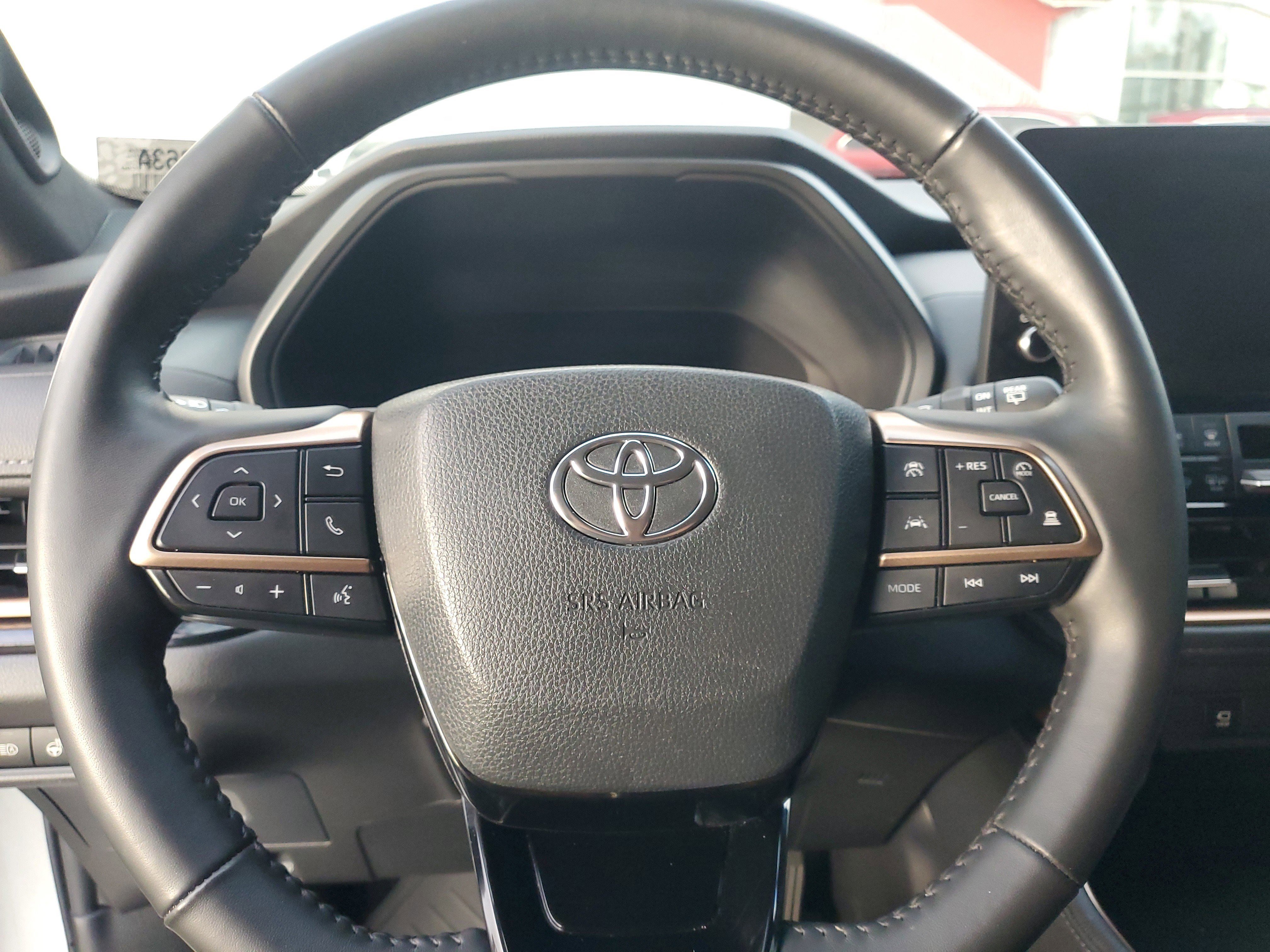 Used 2024 Toyota Grand Highlander AWD Hybrid image 19