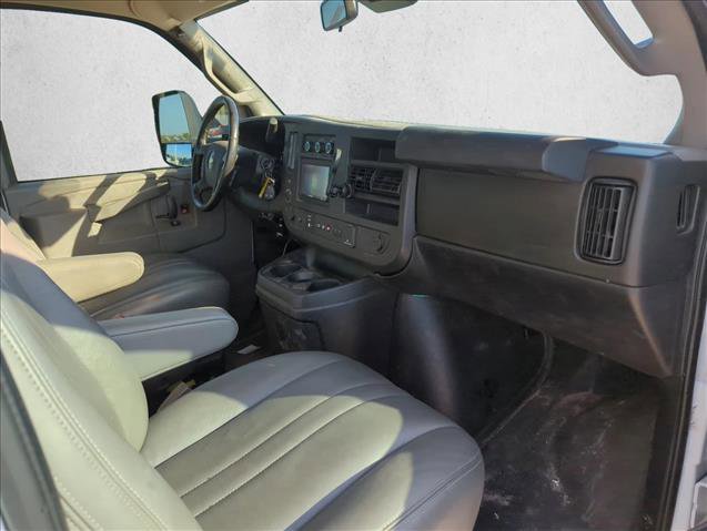Used 2021 Chevrolet Express 3500 w/ Power Convenience Package image 23