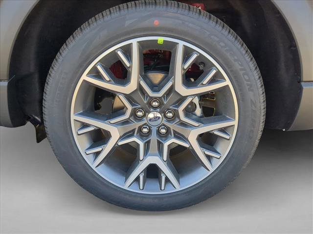 New 2025 Ford Explorer Platinum w/ Ultimate Package image 9