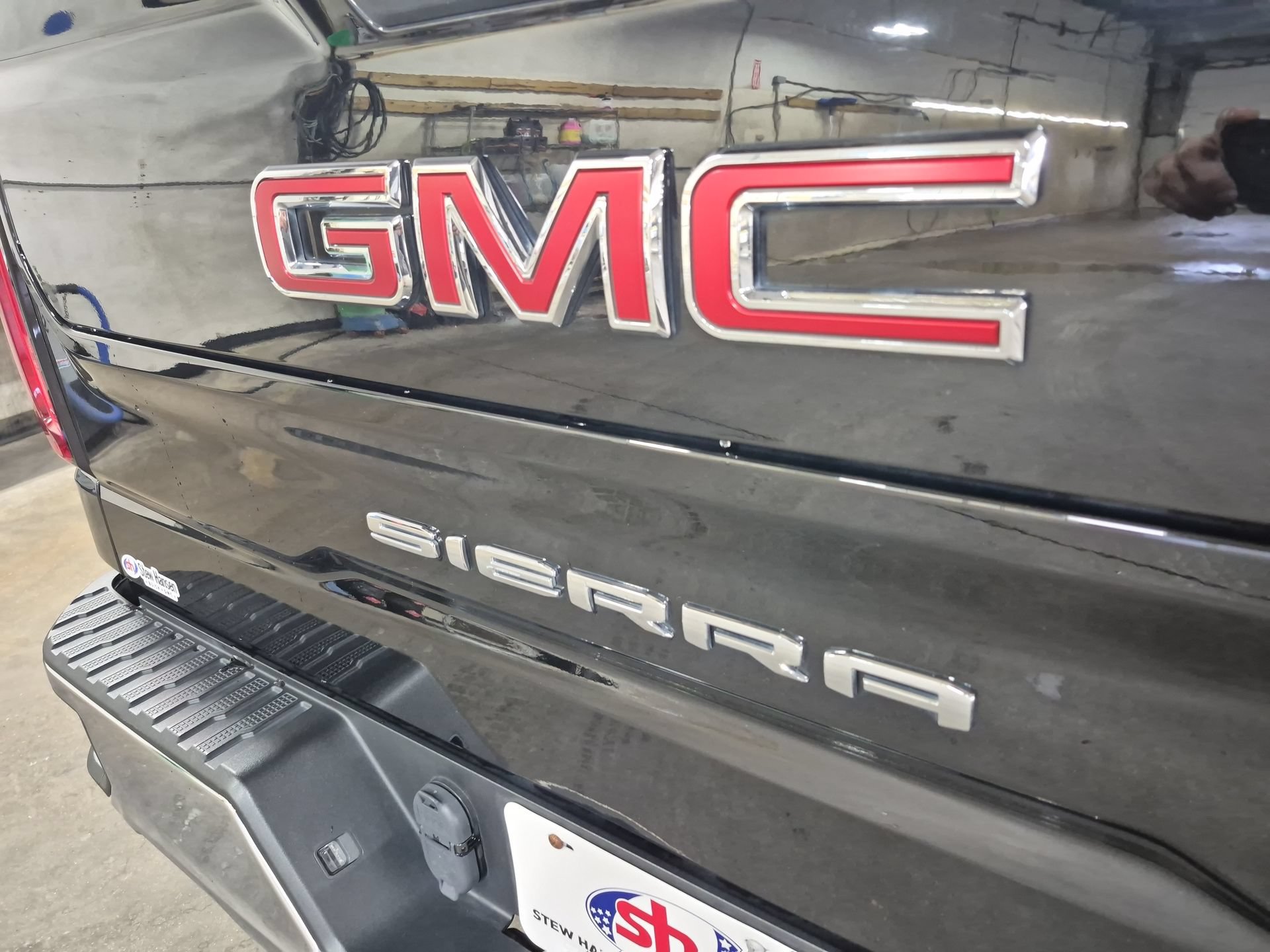 Used 2019 GMC Sierra 1500 SLT AWD/4WD image 30