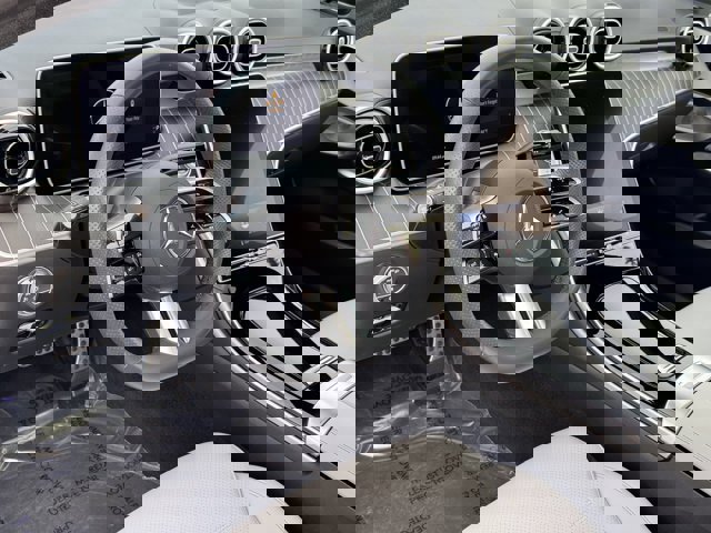 Used 2024 Mercedes-Benz C 300 Sedan image 17