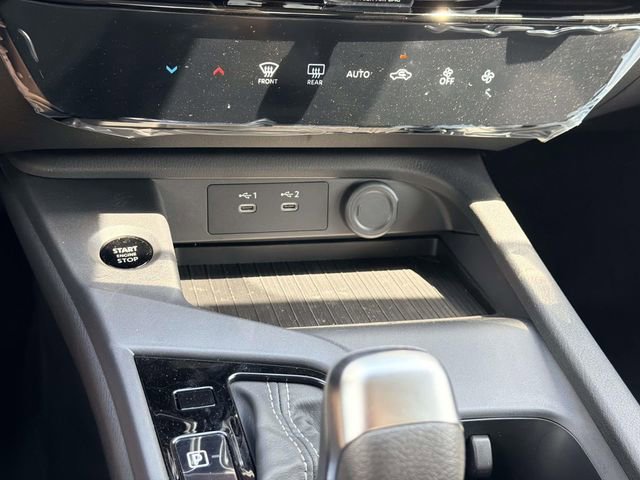 New 2026 Nissan Sentra SV w/ Floor Mat Package FWD image 22