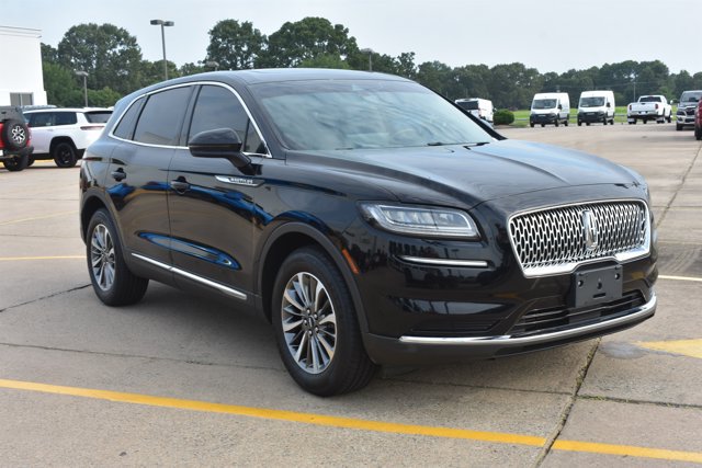 Used 2022 Lincoln Nautilus Reserve FWD image 3