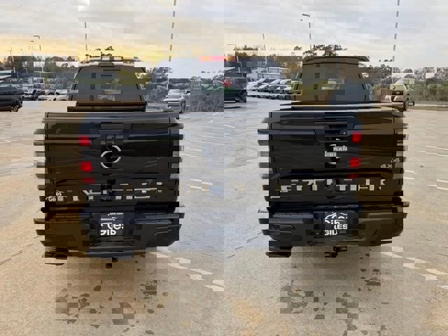 New 2026 Nissan Frontier SV image 4