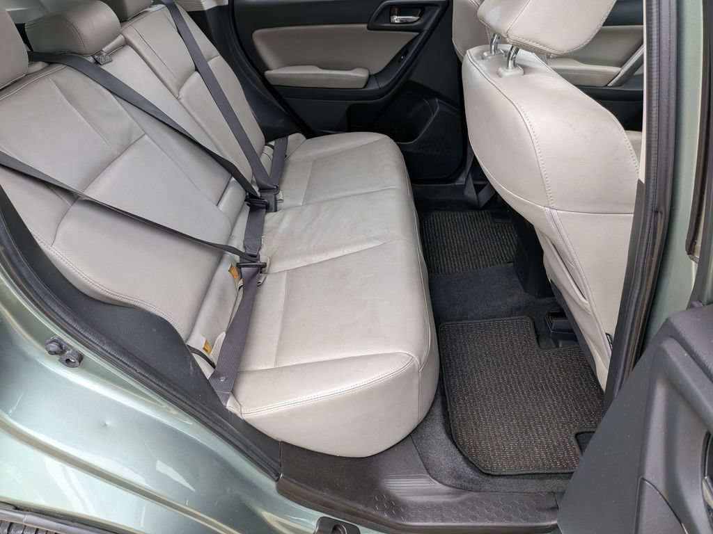 Used 2014 Subaru Forester 2.5i Limited AWD/4WD image 17