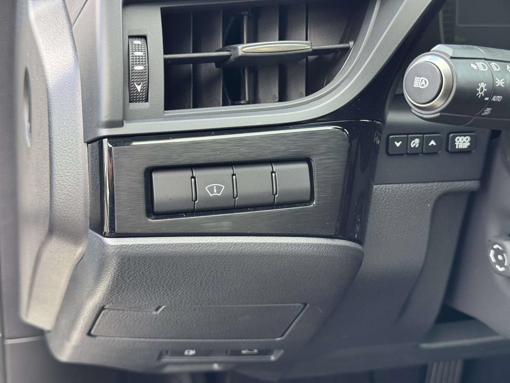 Used 2025 Lexus ES 350 w/ Premium Package FWD image 23