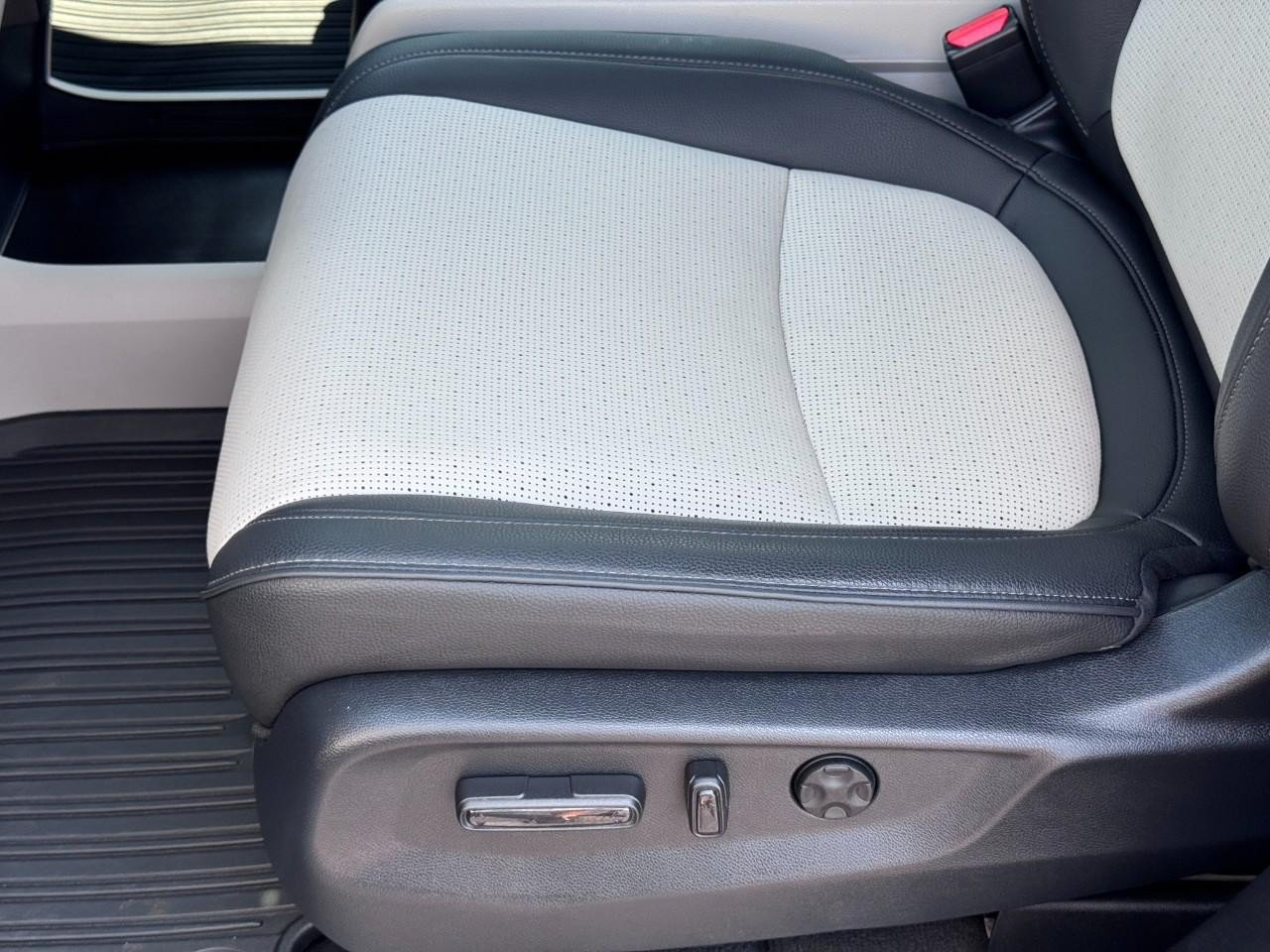Certified 2025 Honda Odyssey Elite image 19
