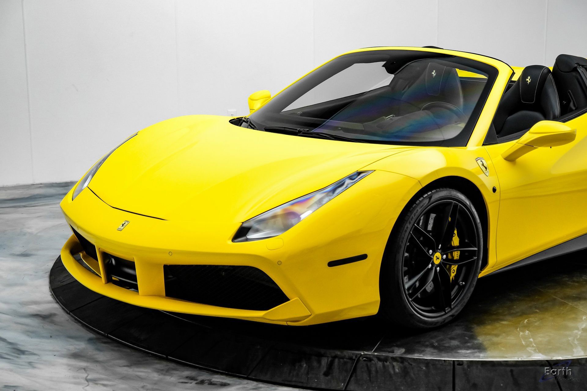 Used 2017 Ferrari 488 Spider image 43